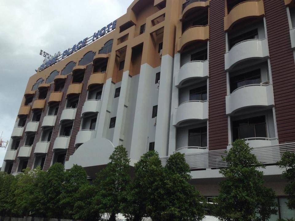 Rome Place Hotel Phuket Exteriör bild