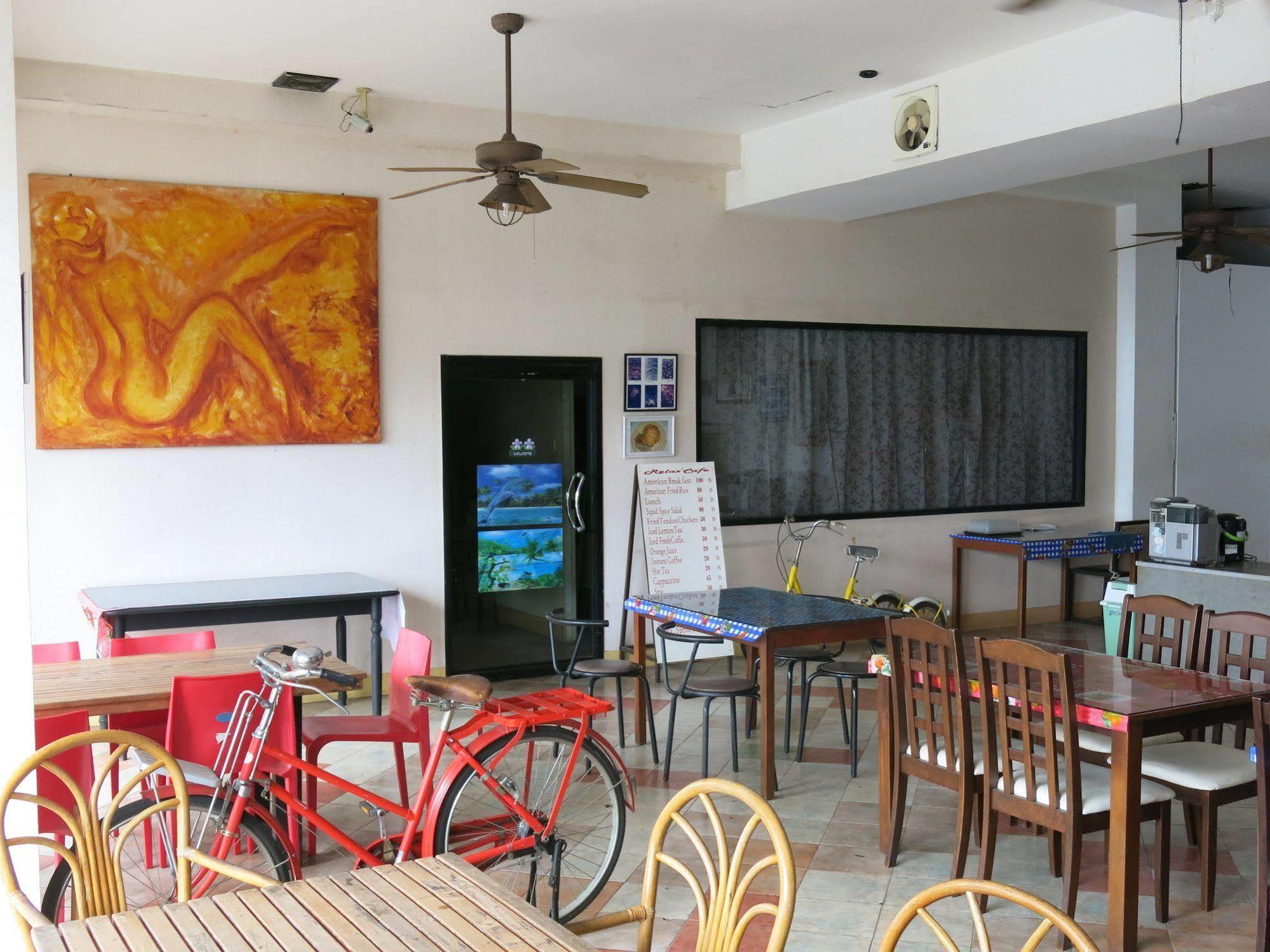 Rome Place Hotel Phuket Exteriör bild