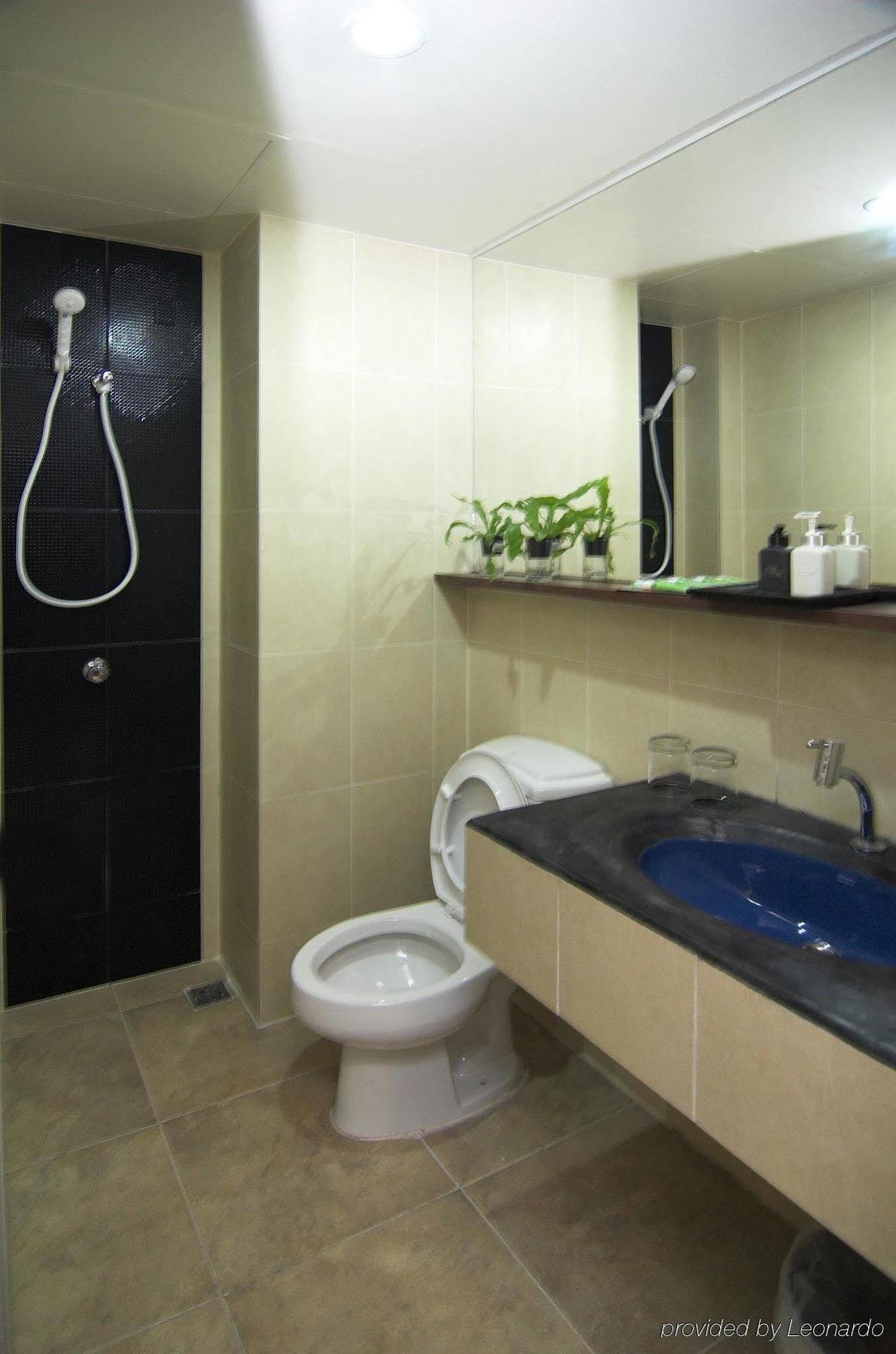 Rome Place Hotel Phuket Exteriör bild
