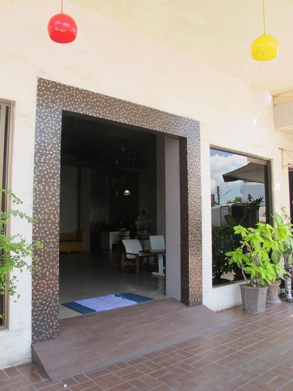 Rome Place Hotel Phuket Exteriör bild